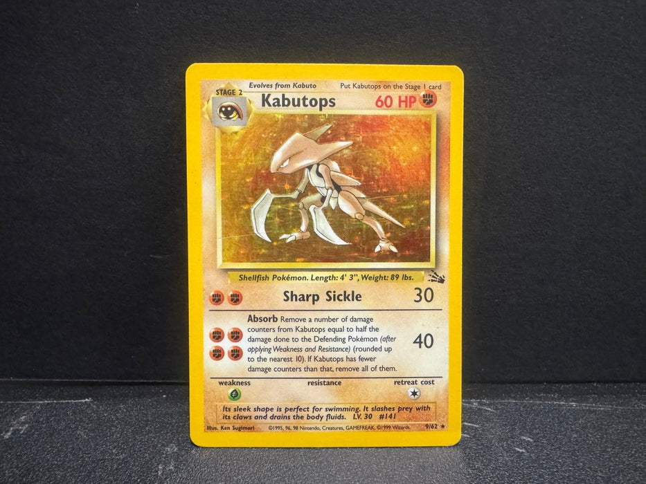 Kabutops 9/62 (Holo) - Fossil - Moderately Played