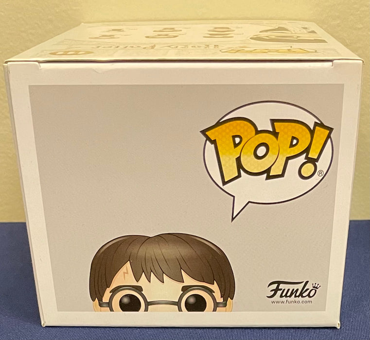 Harry Potter: Harry Potter In Invisibility Cloak (Funko Shop Exclusive) #111 - With Box - Funko Pop