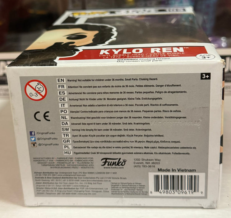 Star Wars: Kylo Ren #105 - With Box - Funko Pop