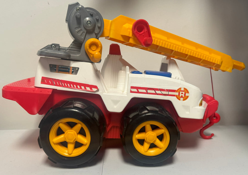 1998 Fisher Price Fire Engine - Pre-Owned - Toys