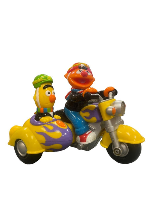 2000 Sesame Street Bert & Ernie Revin Motorcycle Toy Lights & Sounds - Pre-Owned - Toys