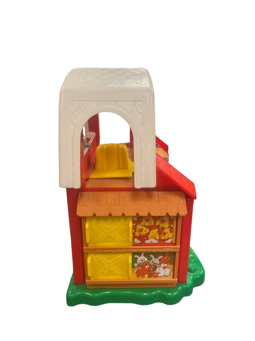 2005 Fisher Price Little People Farm Barn K7925 - Pre-Owned - Toys